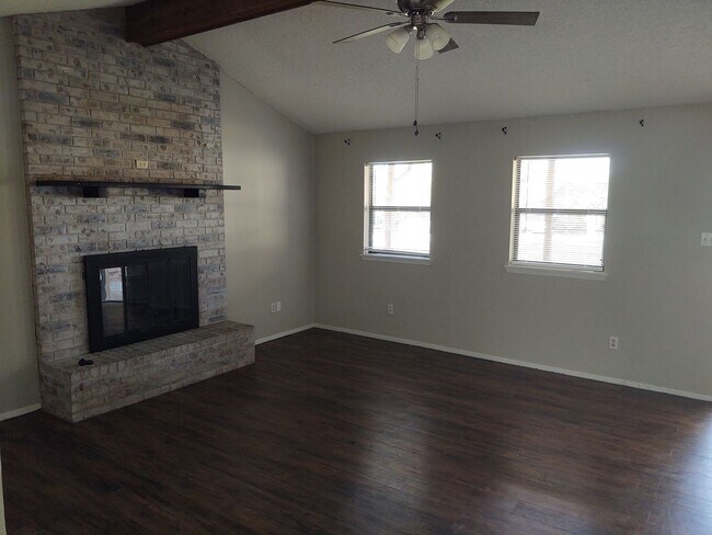 Building Photo - 455 Ridge Dr