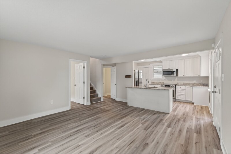 Building Photo - 3517 Brighton St