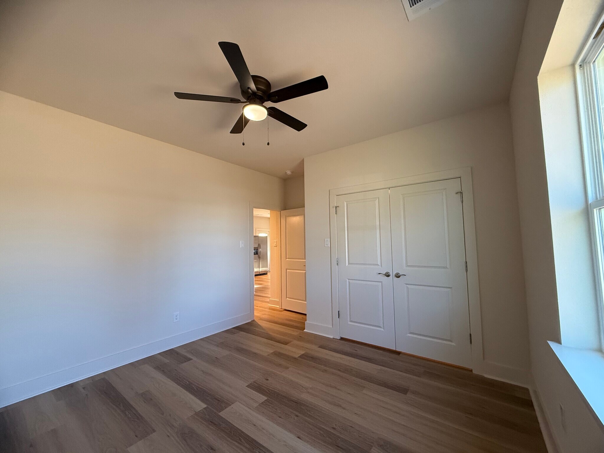 Building Photo - 106 Kirkland St