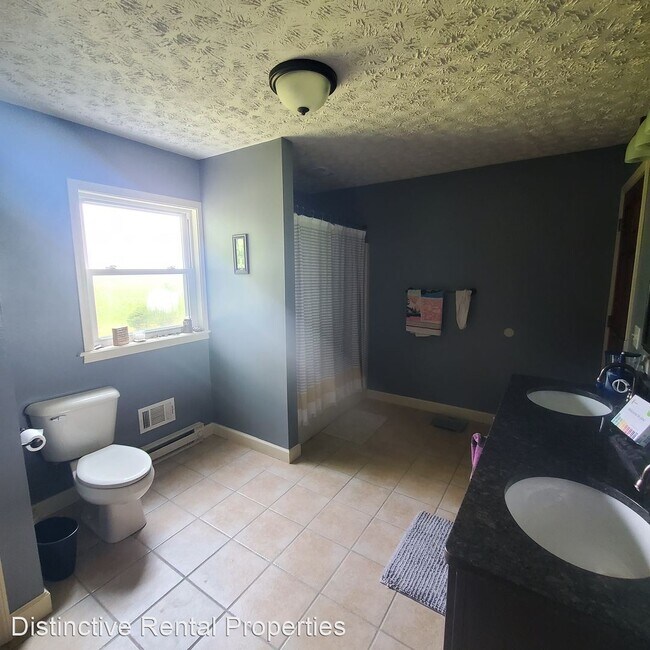Building Photo - 3 br, 2 bath House - 4602 E 100 S