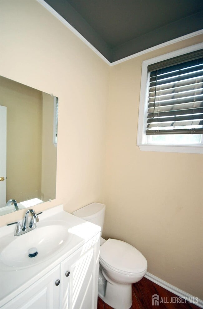 Building Photo - 41 Fritz Dr