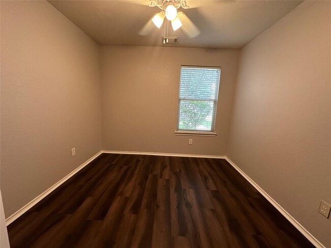 Building Photo - 18215 Temple Hill Ln