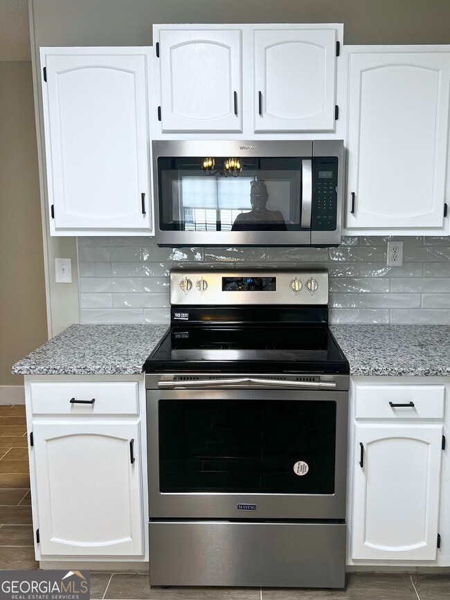 Building Photo - 124 Wolfbay Cir