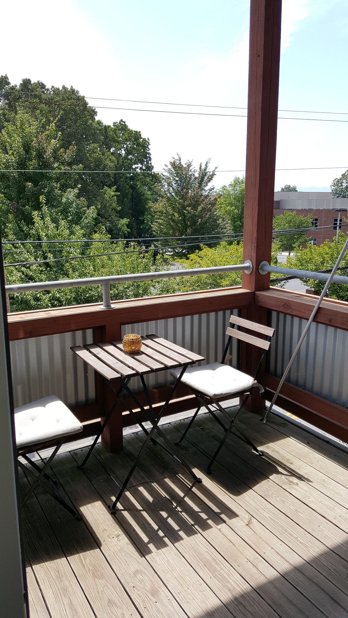 Building Photo - 915 Haywood Rd