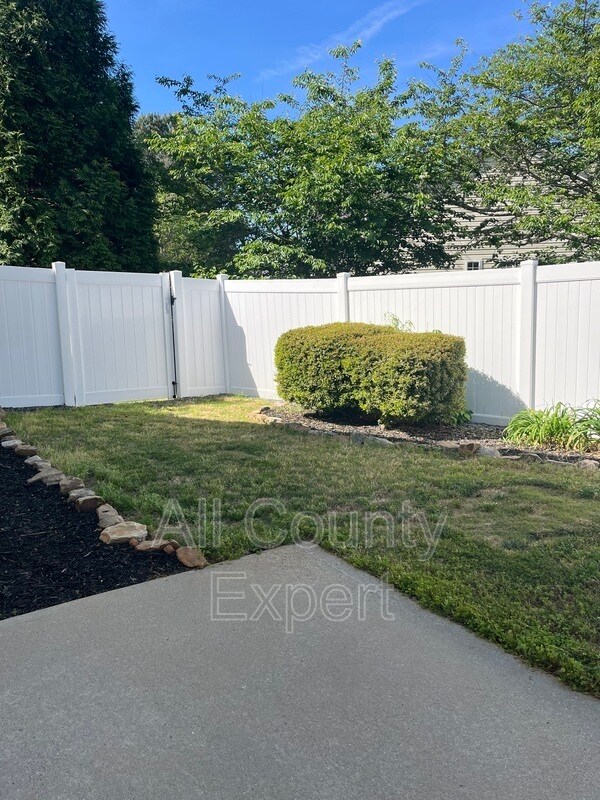 Building Photo - 5480 Mountain Top Pl