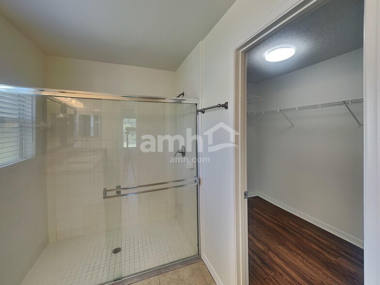 Building Photo - 13231 Moonflower Ct