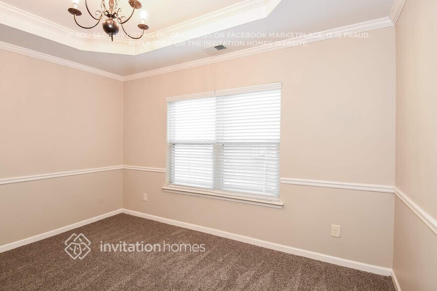 Building Photo - 526 Crestmont Ln