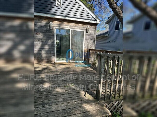 Building Photo - 1212 Sibley St