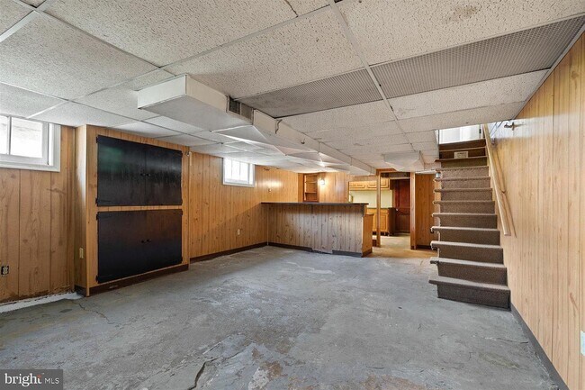 Building Photo - 151 S Grant St