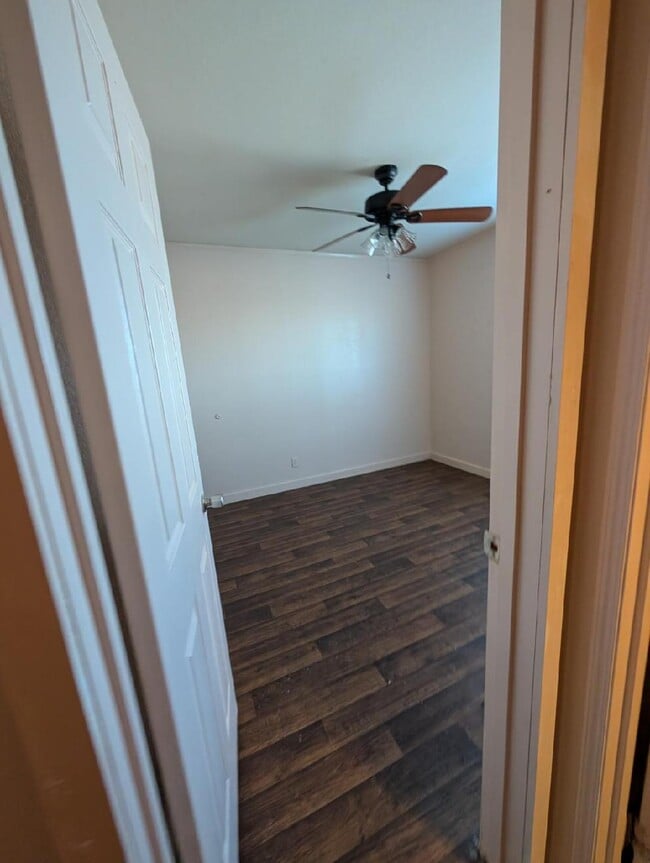 Building Photo - 818 FM713