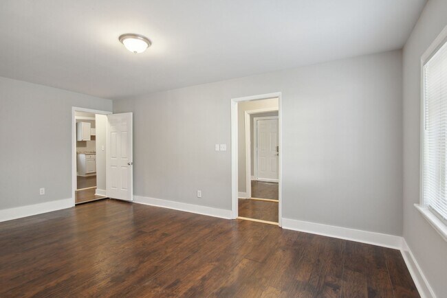 Building Photo - 1219 Seiler Ave