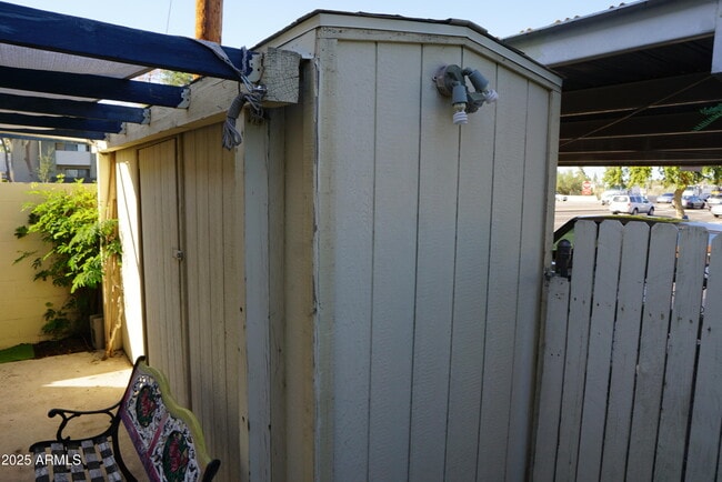 Building Photo - 4501 S Mill Ave