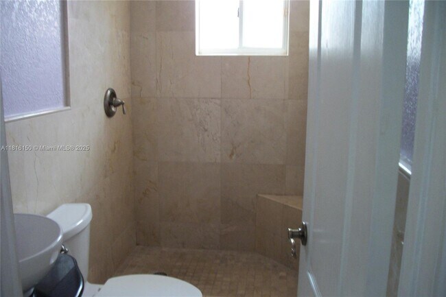 Building Photo - 7230 W 34th Ct