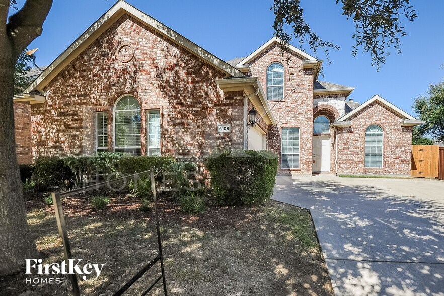 Building Photo - 5108 Parkplace Dr