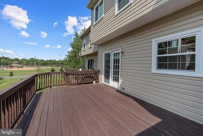 Building Photo - 20335 Briarcliff Terrace