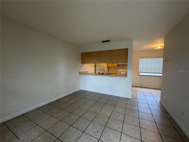 Building Photo - 2117 Citrus Blvd