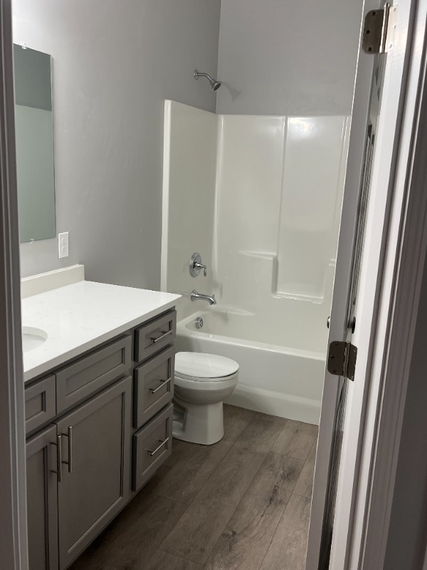 Building Photo - 210 Montana Ave