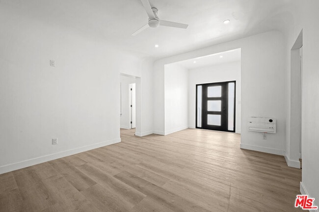 Building Photo - 1246 N Formosa Ave