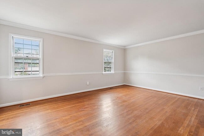 Building Photo - 1208 N Quantico St
