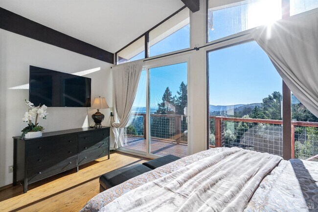 Building Photo - 80 Monte Cimas Ave