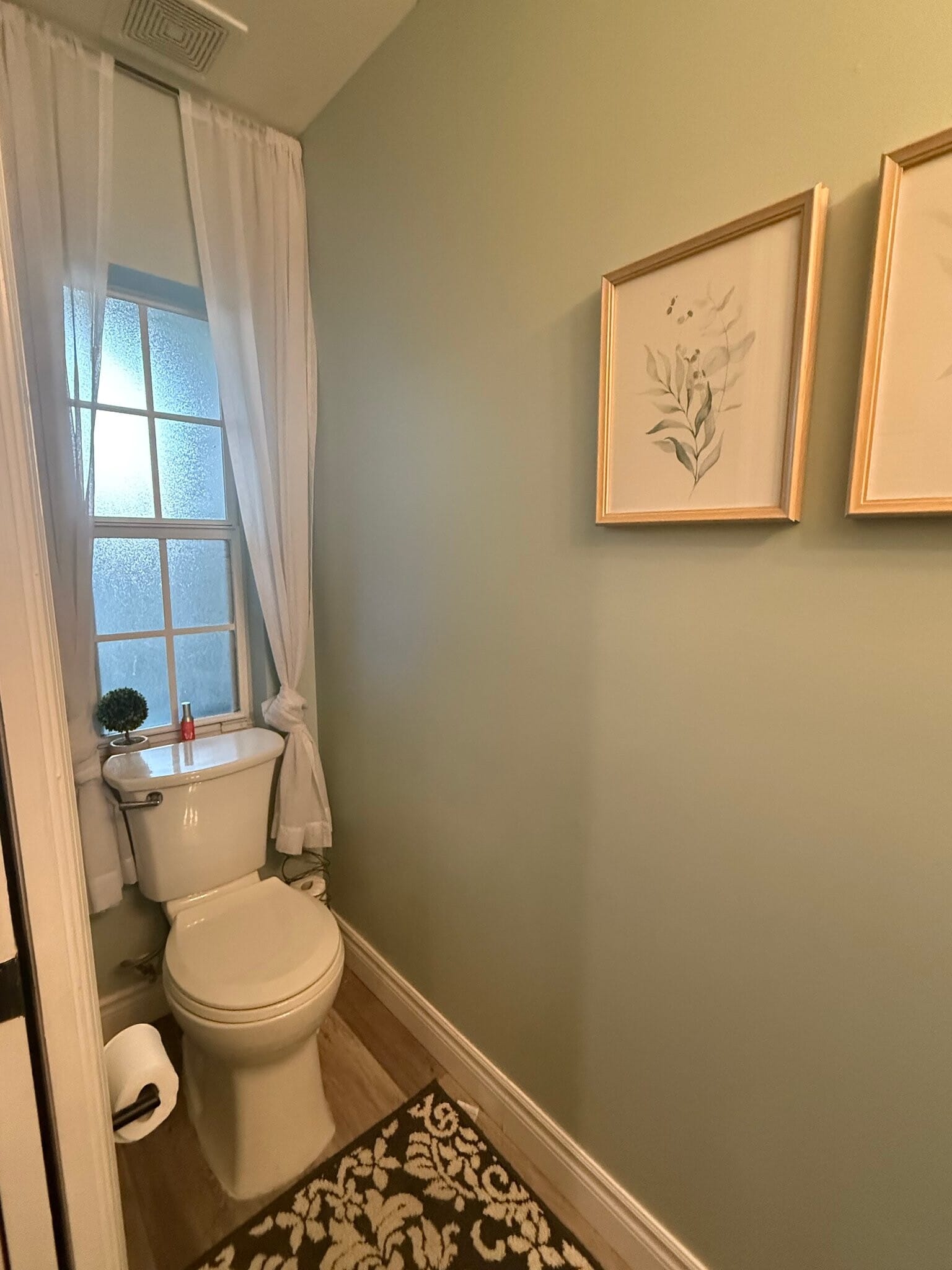 Building Photo - 3636 Pine Oak Cir