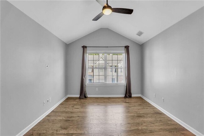 Building Photo - 1634 Jackson Way
