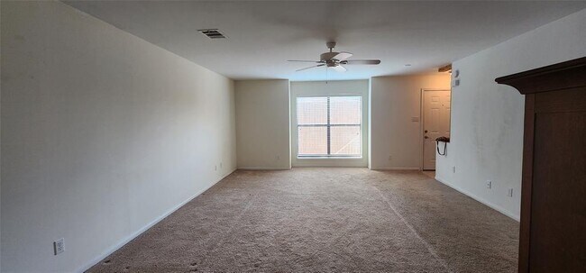 Building Photo - 2211 Place Rebecca Ln