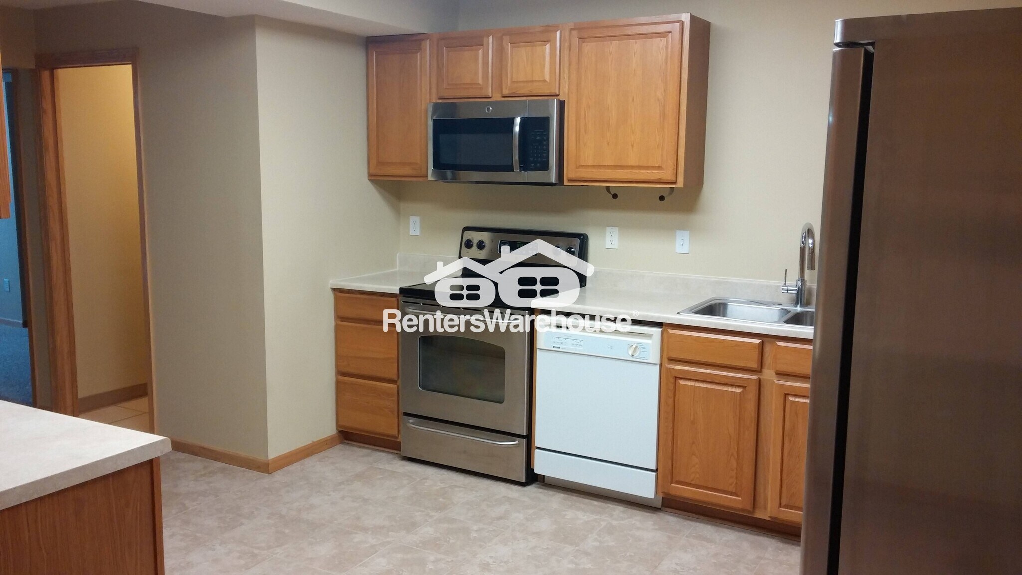 Building Photo - 127 S Cedar St