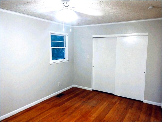 Building Photo - 3260 Harrison Rd