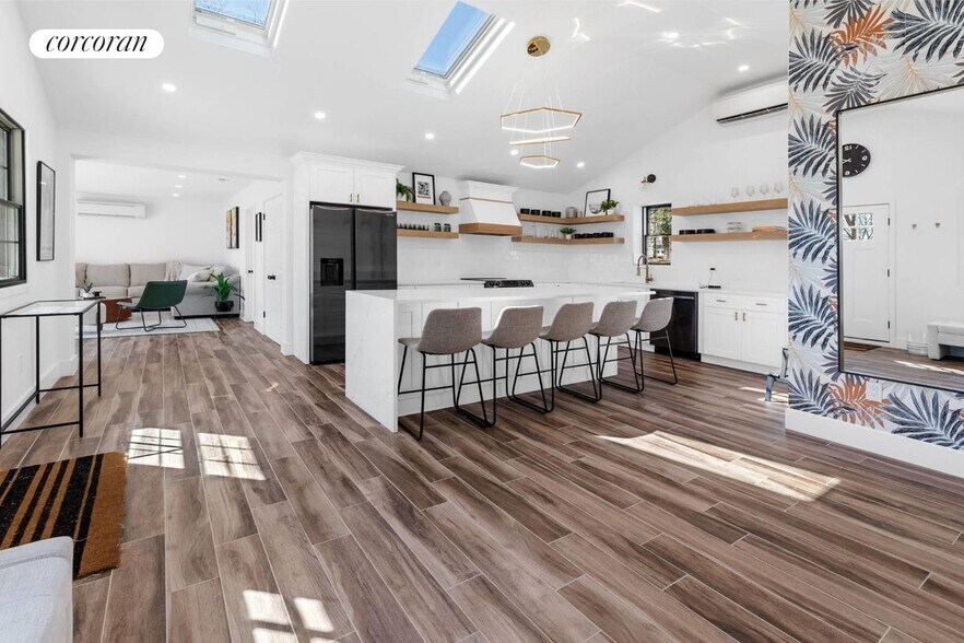 Building Photo - 17 Oceanview Rd