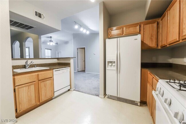 Building Photo - 9975 Peace Way