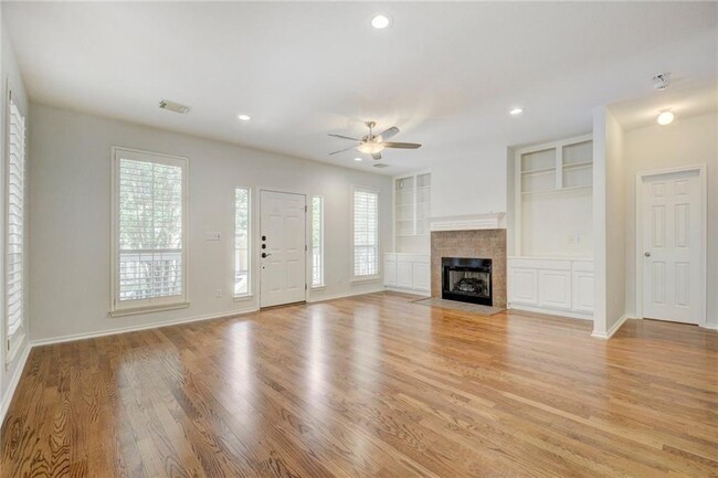 Building Photo - 2614 Kinney Oaks Ct