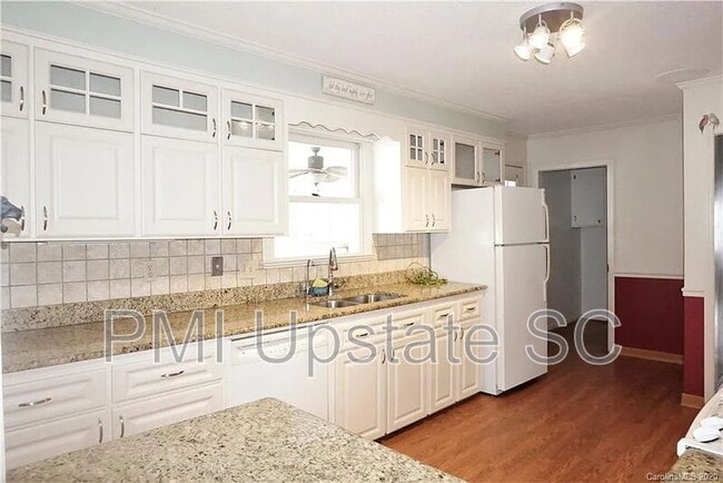 Building Photo - 4264 Walnut Ridge Rd