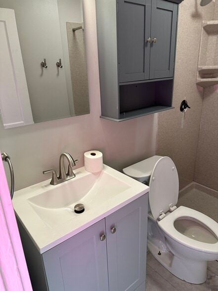 Bathroom - 1149 Louisville Ave