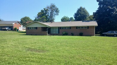 Building Photo - 1070 Rushmeade Rd