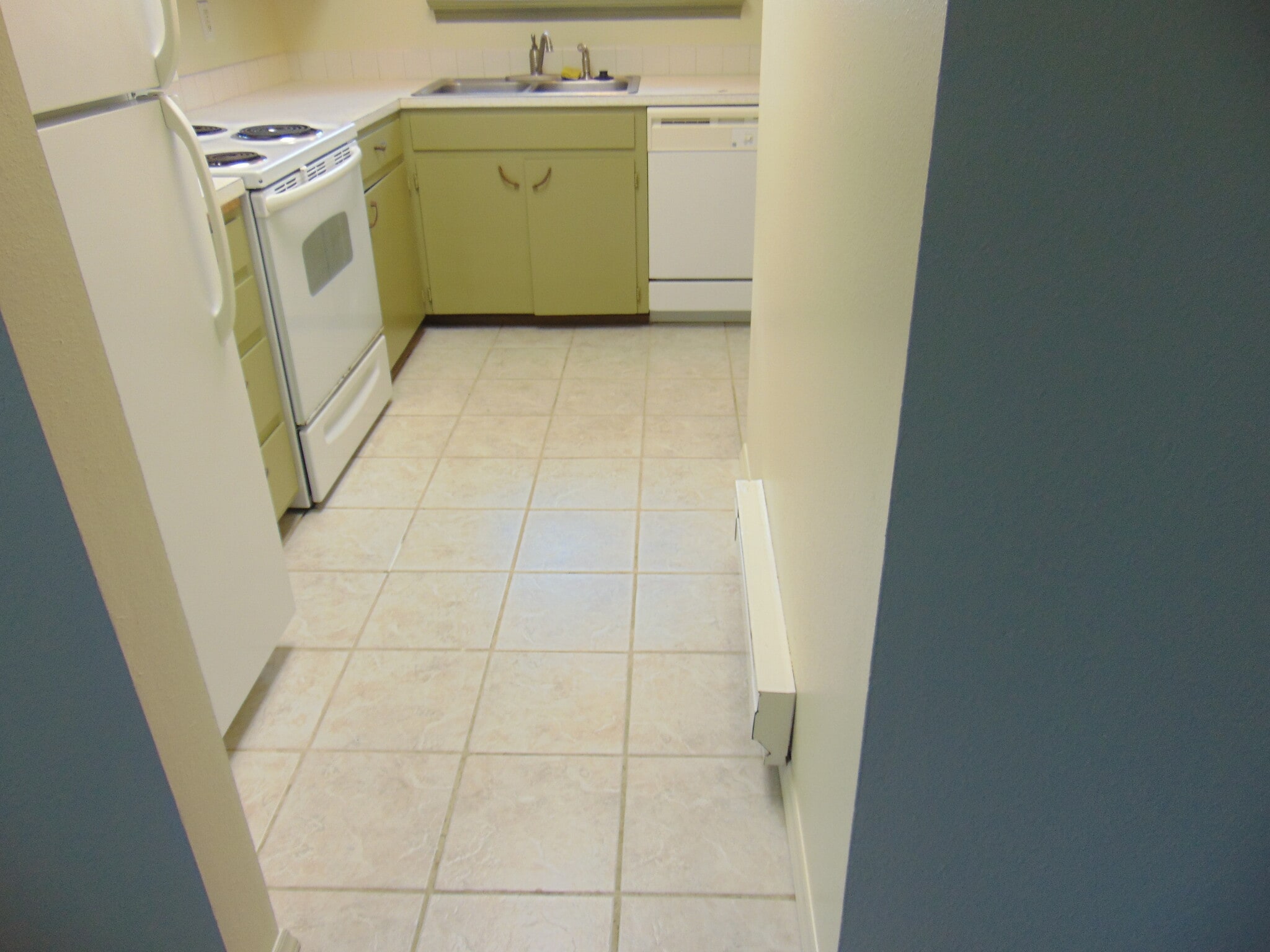KITCHEN FROM LIVING ROOM - 511 Constitution Ave S