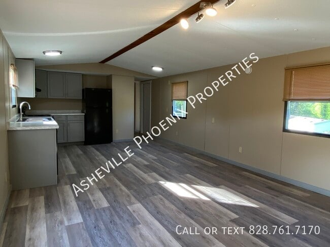 Building Photo - 6 Morgan Rdg Ln