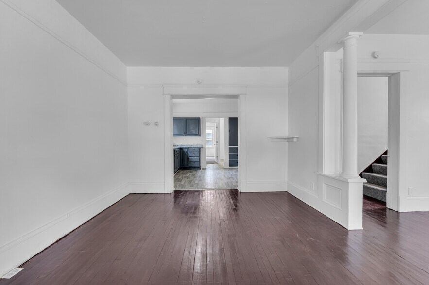 Building Photo - 3279 W 32nd St