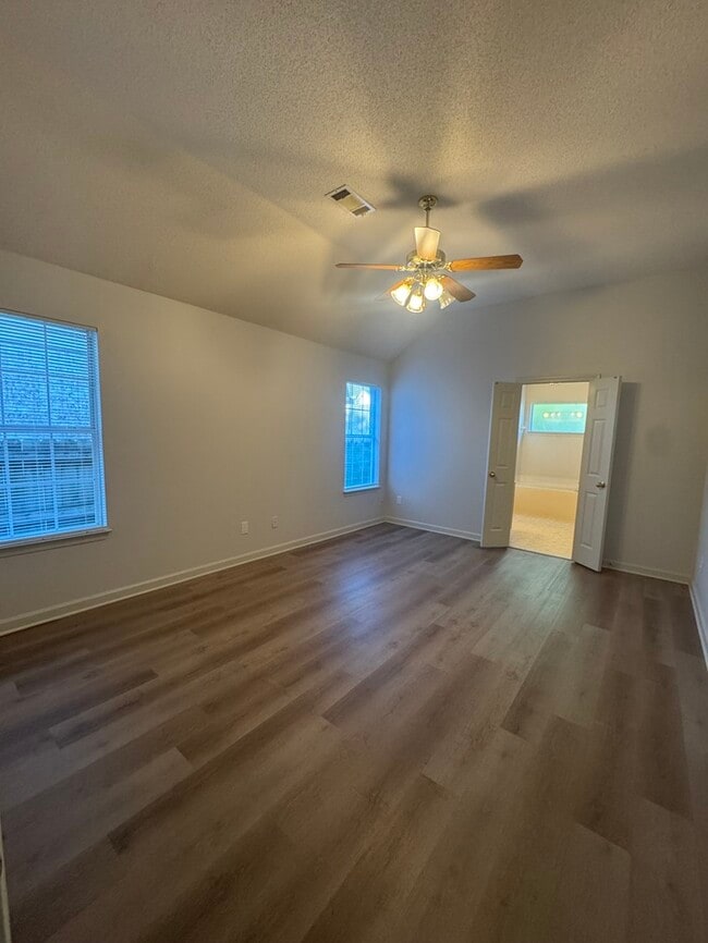 Building Photo - 2817 Misty Bay Dr