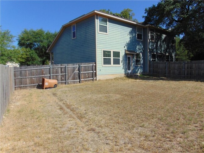 Building Photo - 2513 ALLRED -A Dr