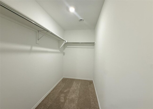 Building Photo - 16208 Lovers Ln