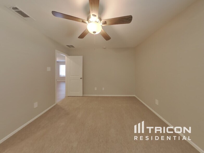 Building Photo - 17146 Quaking Aspen Ln