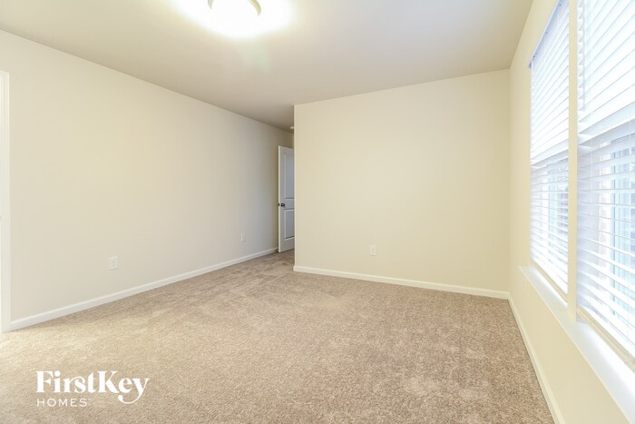 Building Photo - 4 Wild Lily Dr