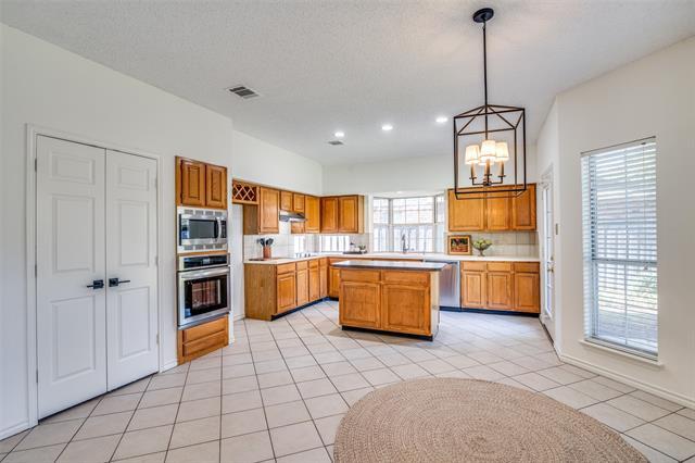 Building Photo - 3637 Longbow Ln