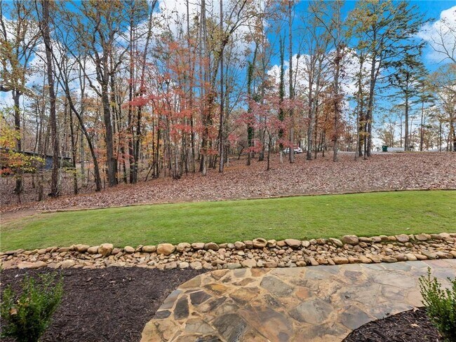 Building Photo - 7328 Ivy Cir