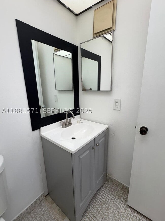 Building Photo - 3001 NW 48th Ave