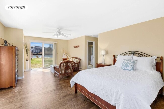 Building Photo - 25 Seatuck Ln