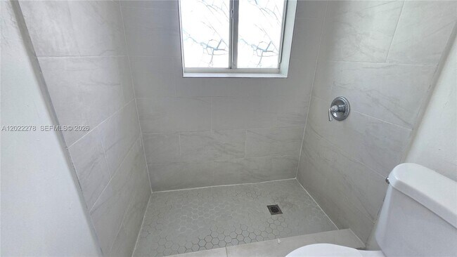 Building Photo - 7629 Dickens Ave