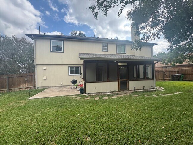 Building Photo - 3816 Eagles Nest St