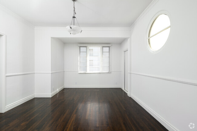 Dining Room - Doheny Sunset Apartments